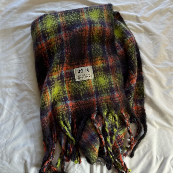 Urban Outfitters Accessories - Urban Outfitters Blanket Scarf